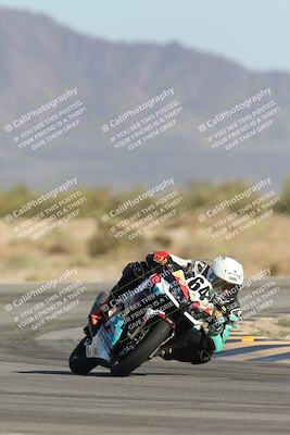 media/Oct-04-2025-CVMA (Sat) [[408bcdd6e4]]/Race 14-500-400-350 Supersport/